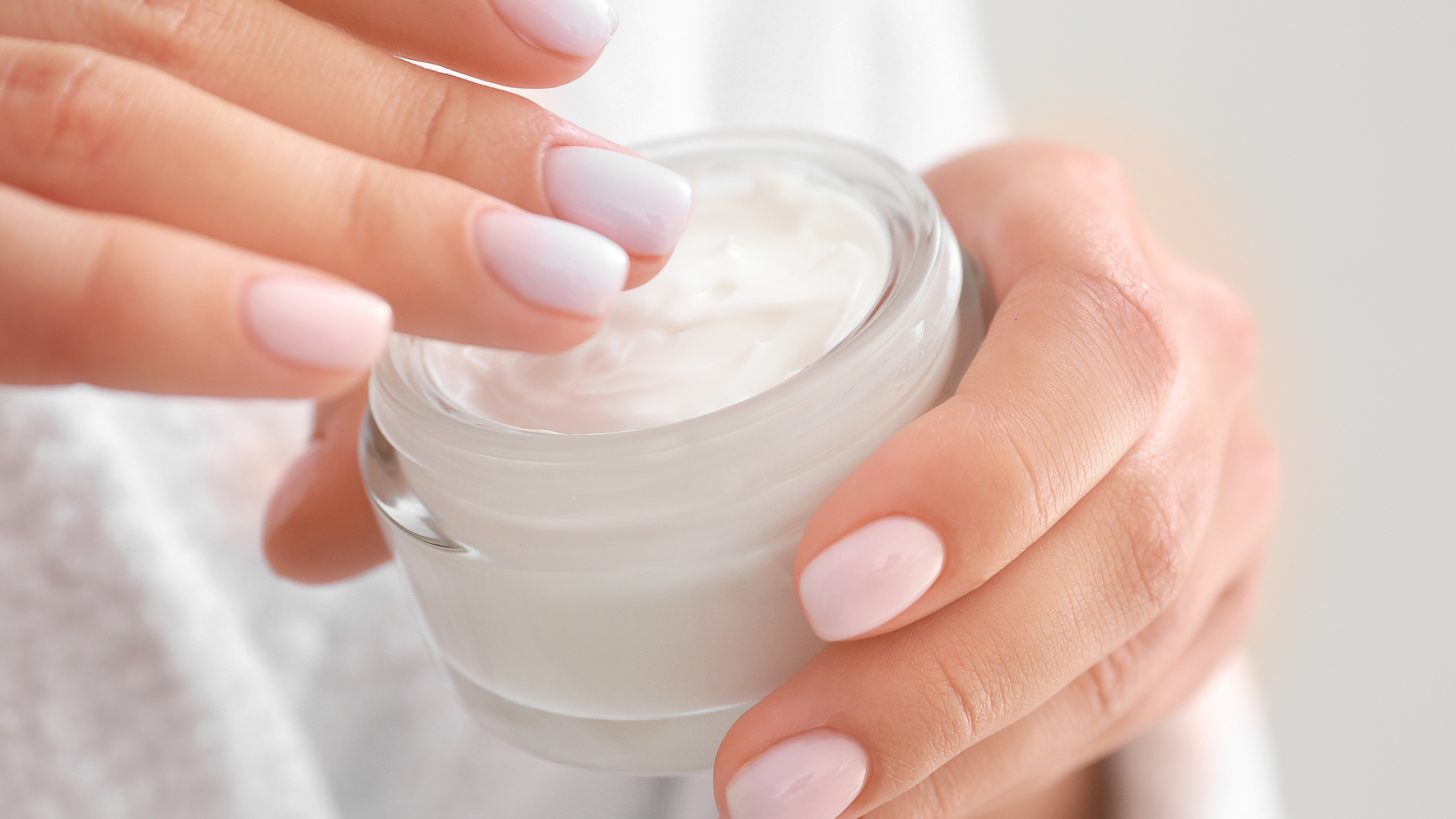 Creme, Salbe und Gel: Wo liegt der Unterschied?
