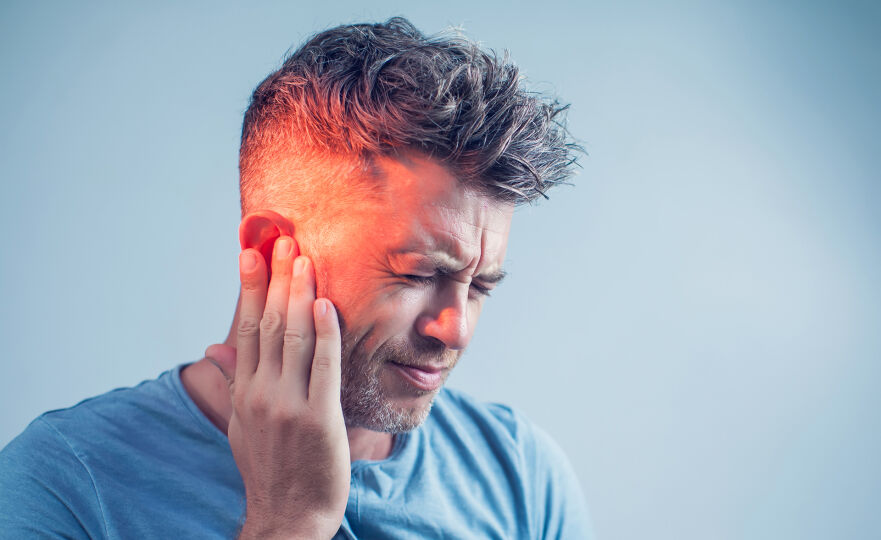Ohrenschmerzen - Mit Acionitum D30 lassen sich Ohrenschmerzen gut lindern. - © Shutterstock