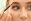 Augenbrauen Kosmetik - Die Augenbrauen spielen eine wichtige Rolle in der Balance von Gesichtsmerkmalen wie Augen, Nase, Stirn und der Länge des Gesichts. - © Shutterstock