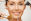 Teint Kosmetik - Sobald kleine Makel versteckt werden sollen, kommen Cover-Cream, Coverstick, Teint-Korrekturstift oder Concealer zum Einsatz. - © Shutterstock